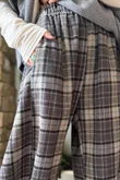 Patrick Plaid Brushed Cotton 7/8 Barrel Pant Grey